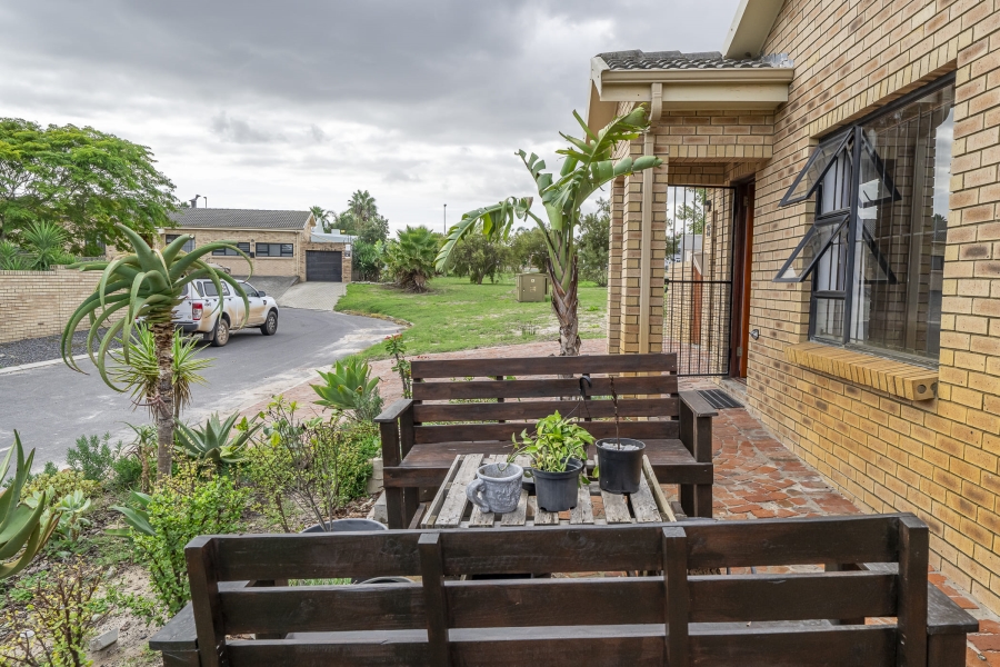 2 Bedroom Property for Sale in Protea Heights Western Cape
